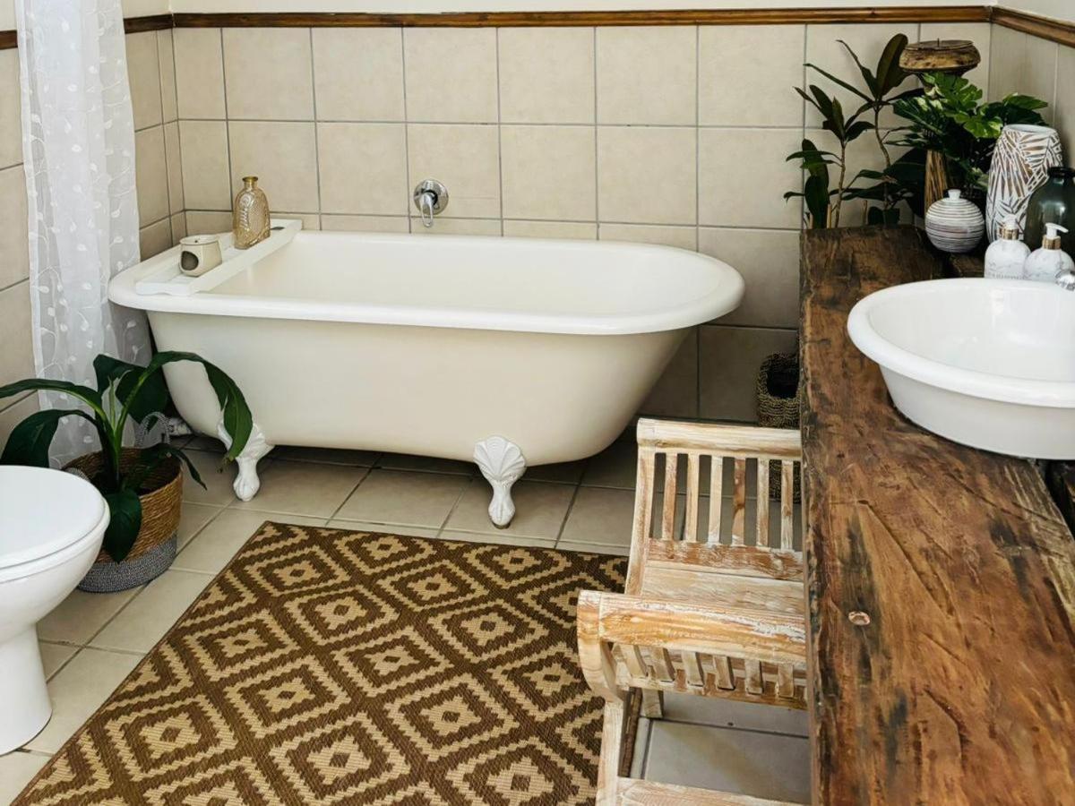 Bliss In The Bay Guesthouse Plettenberg Bay Exterior foto