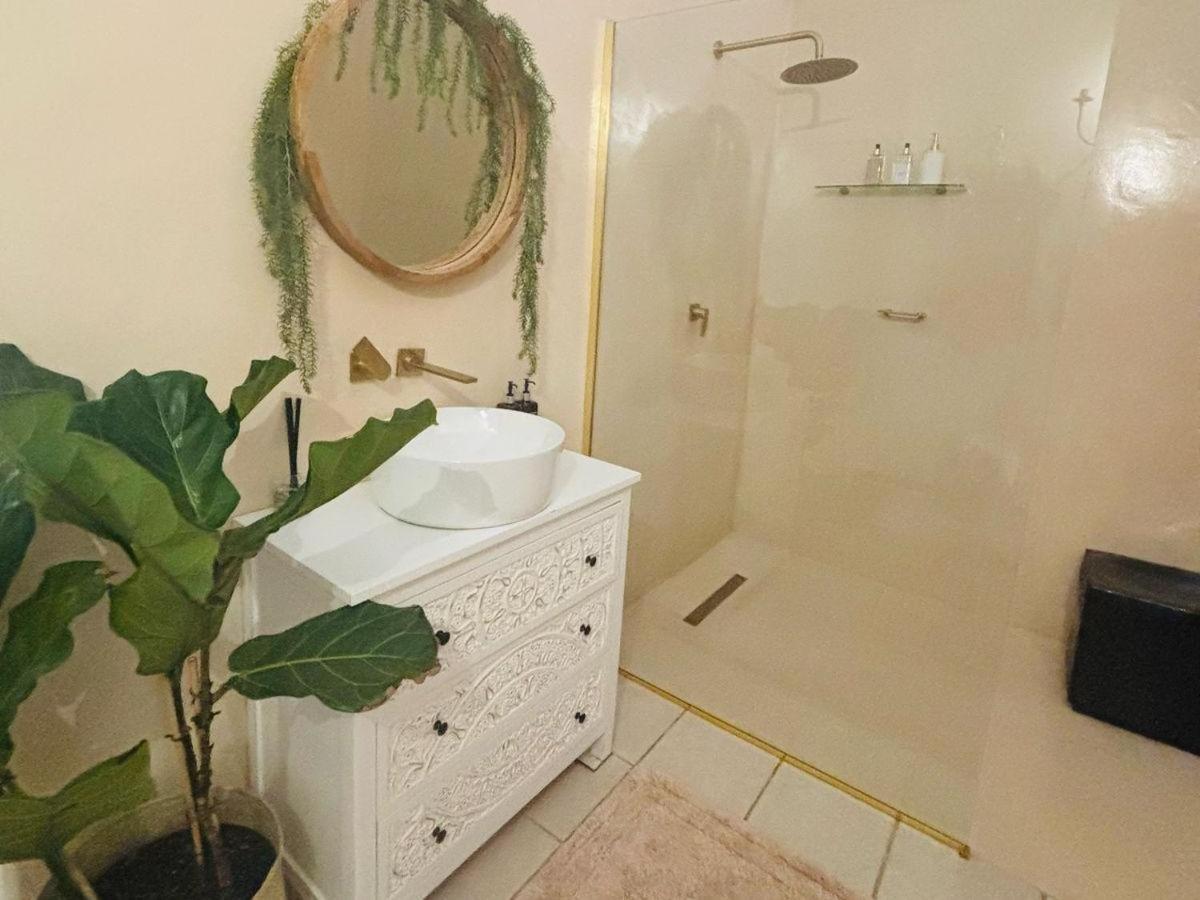 Bliss In The Bay Guesthouse Plettenberg Bay Zimmer foto